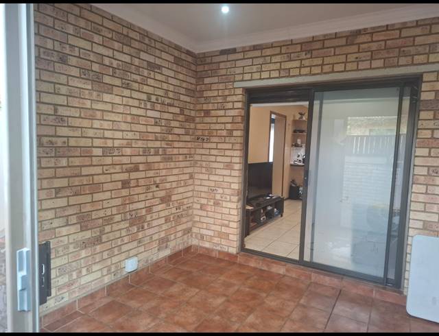 2 BEDROOM TOWNHOUSE FOR SALE IN BERGBRON
